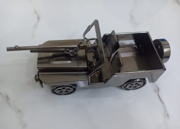 Metal Art Handmade Military Jeep with Gatling Machine Gun - Image 7