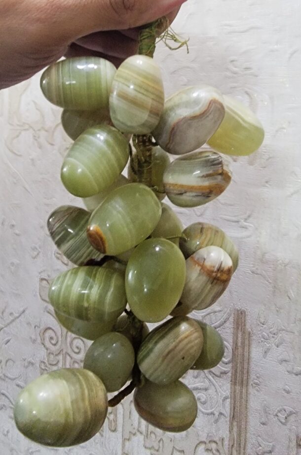 Cluster of Green Grapes - Agate Grape Bunch - Onyx Bunch of Grapes - Vintage Marble Grapes