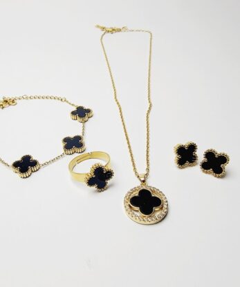 Four-Leaf Clover Jewelry Set