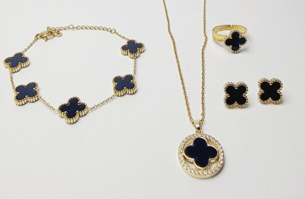 Four-Leaf Clover Jewelry Set