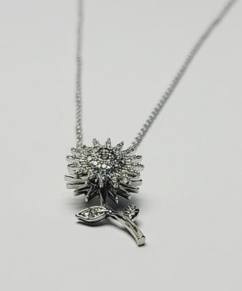 Sparkling Spinning Flower Pendent