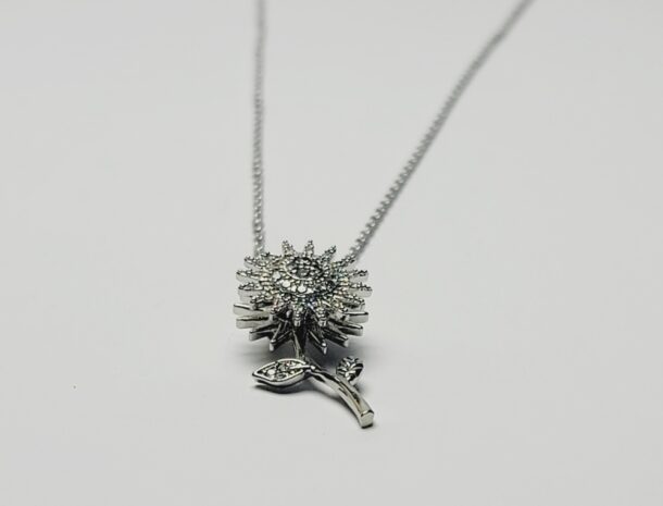 Sparkling Spinning Flower Pendent