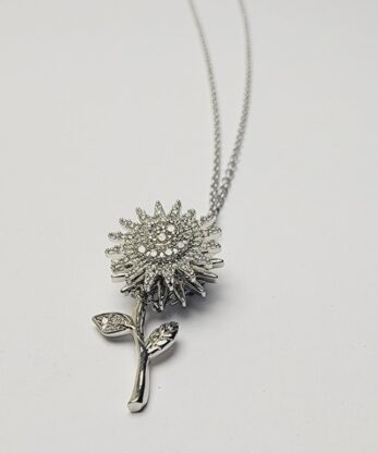 Sparkling Spinning Flower Pendent