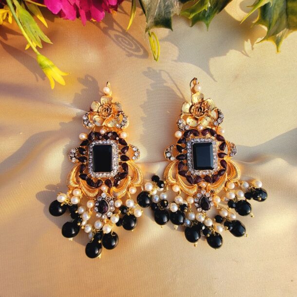 Black-Color Chokar Set with Earrings and Tikka