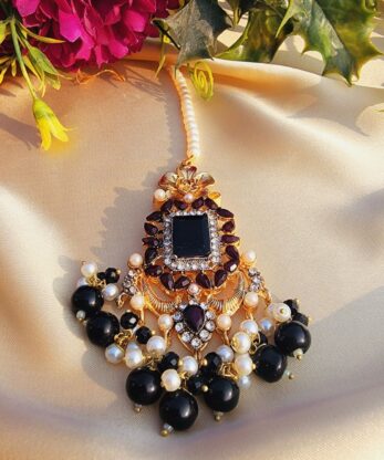 Black-Color Chokar Set with Earrings and Tikka