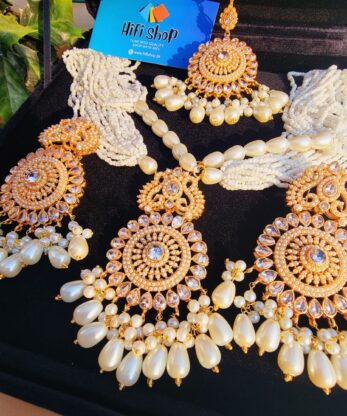 White Color Maala Set with Matching Earrings and Tikka