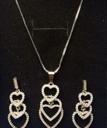 Dazzling Pendant Set