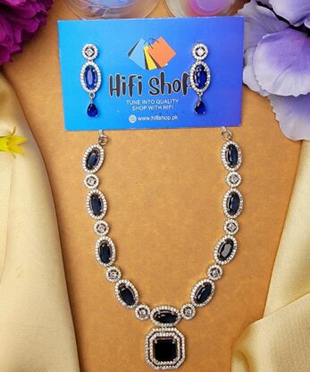 Enticing One-Carat Necklace in Blue Color