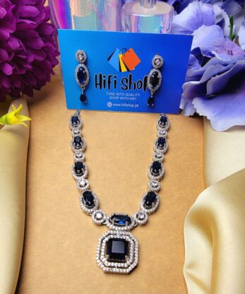 Enticing One-Carat Necklace in Blue Color