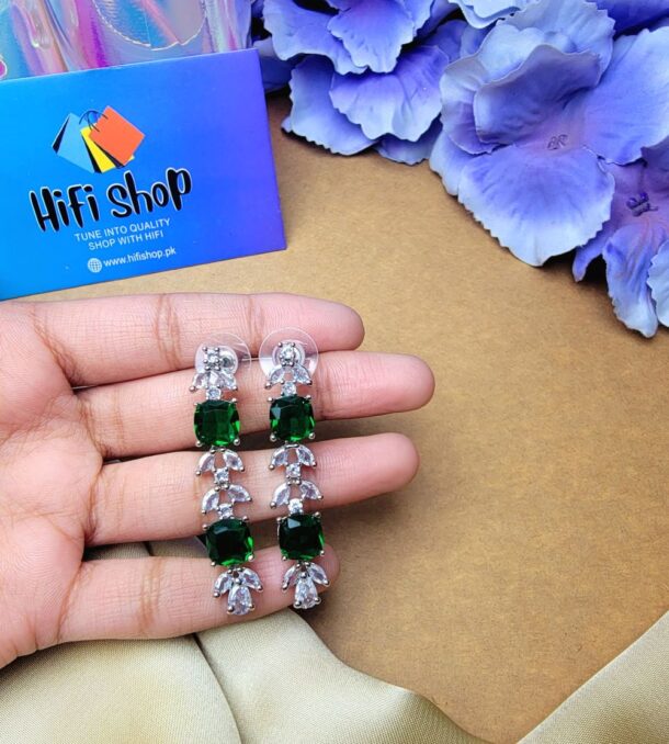 Extravagance One-Carat Necklace in Pakistan