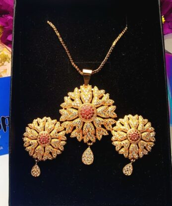 Gold-plated Pendant Set with Ruby and Zircons