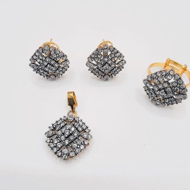 Fierce Locket Combo Set in Pakistan