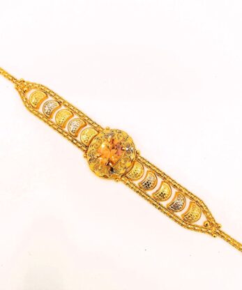Pretty High Quality Gold-Polished Bracelet