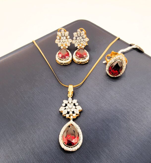 Tremendous Locket Combo Set in Pakistan with Chain And Adjustable Ring