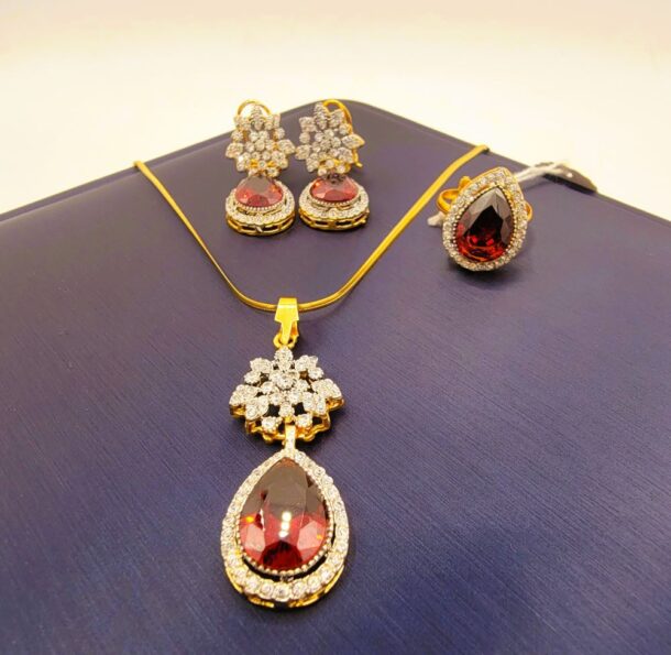 Tremendous Locket Combo Set in Pakistan with Chain And Adjustable Ring