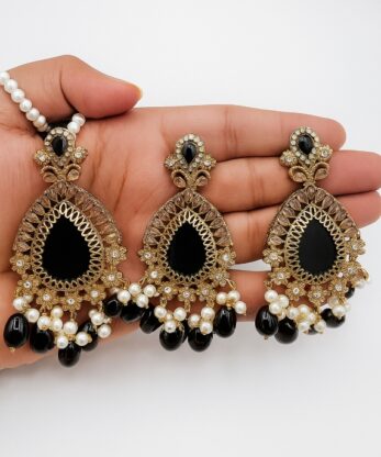 Premium Black Maala Set With Matching Earrings