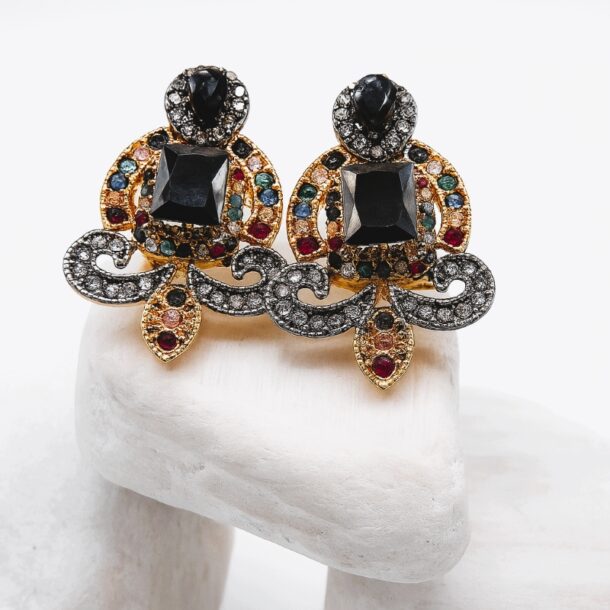 Shine Bold with One-Carat Multi Black Earrings 2